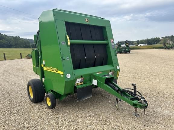Image of John Deere 567 equipment image 2