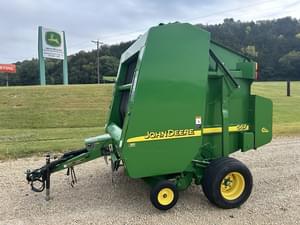 2006 John Deere 567 Image