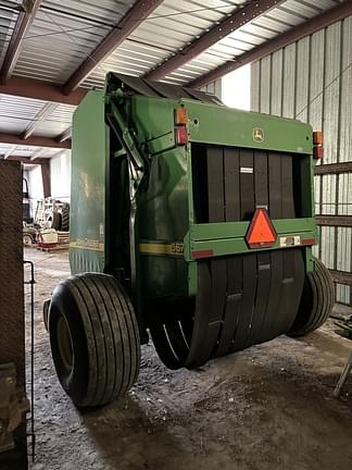 Image of John Deere 567 MegaWide equipment image 4