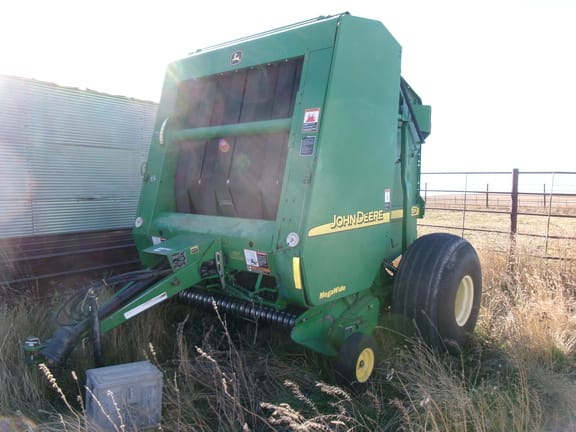 2006 John Deere 567 MegaWide Equipment Image0