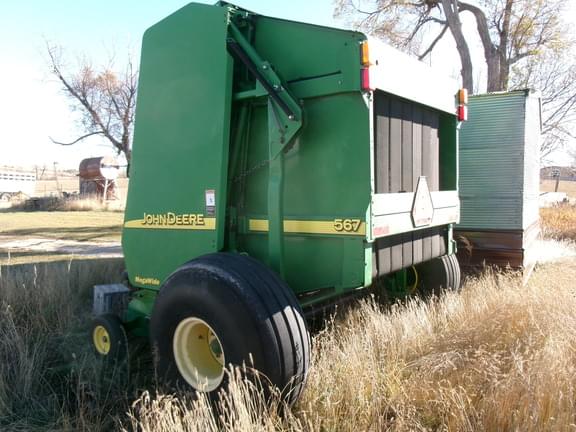 Image of John Deere 567 MegaWide equipment image 3
