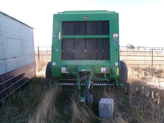 Image of John Deere 567 MegaWide equipment image 1