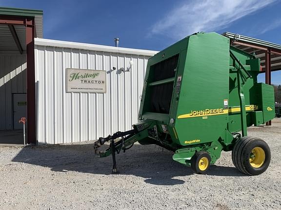 Image of John Deere 567 MegaWide equipment image 1