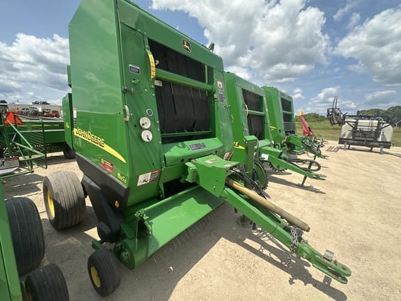 2006 John Deere 582 Equipment Image0