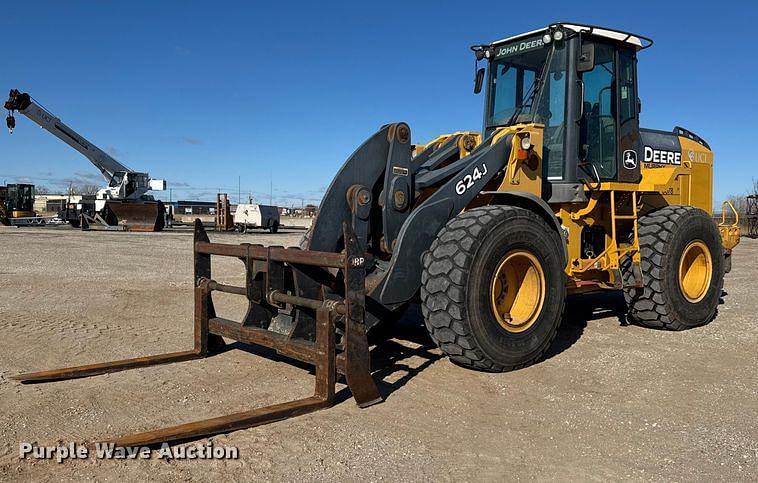 Image of John Deere 624J Primary image