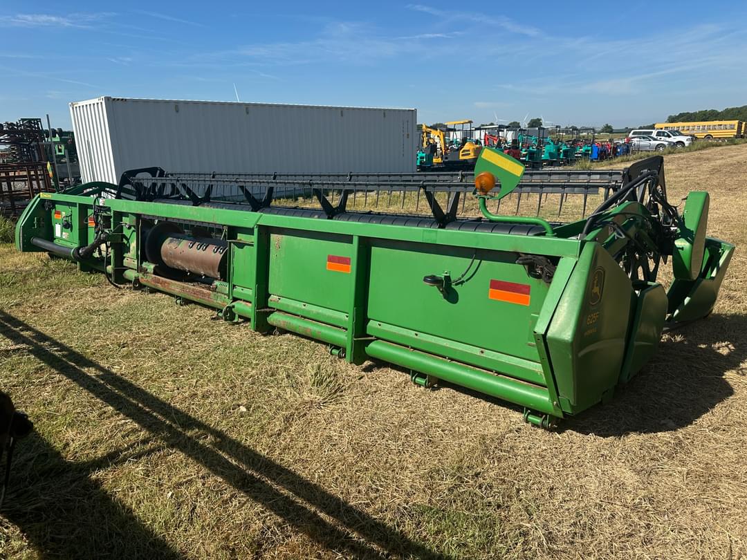 Image of John Deere 625F Primary image