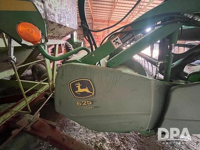 Image of John Deere 625F equipment image 3