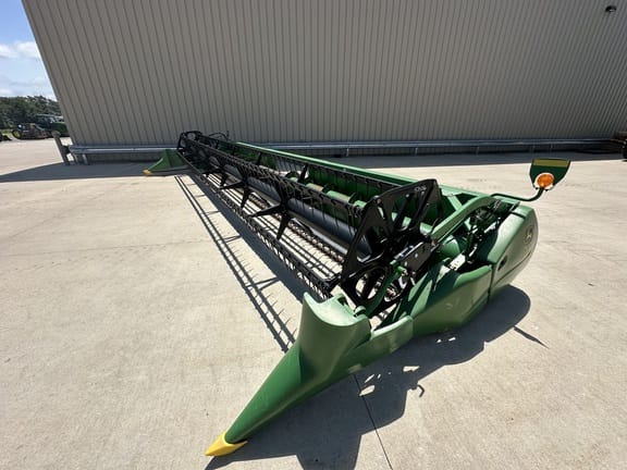 2006 John Deere 630F Equipment Image0