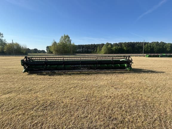 Image of John Deere 630F equipment image 4