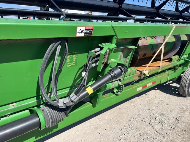 Image of John Deere 630F equipment image 4