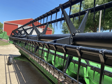 Main image John Deere 630F