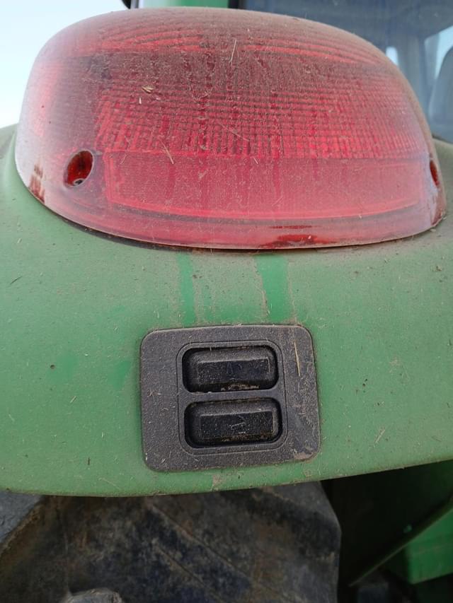 Image of John Deere 6320 equipment image 4
