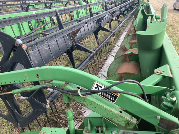 Main image John Deere 635F