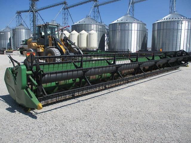 Image of John Deere 635F equipment image 2