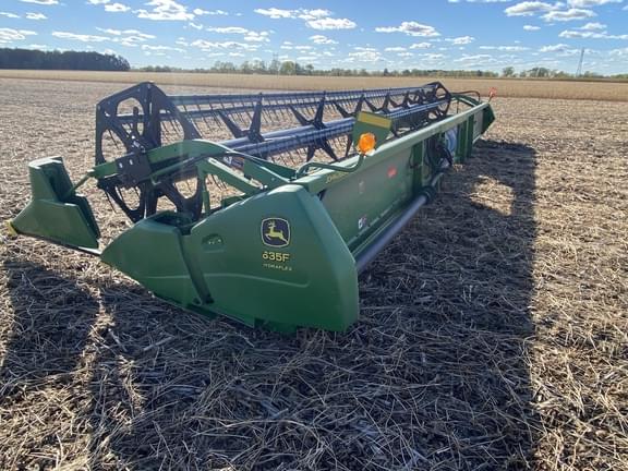 Image of John Deere 635F equipment image 2