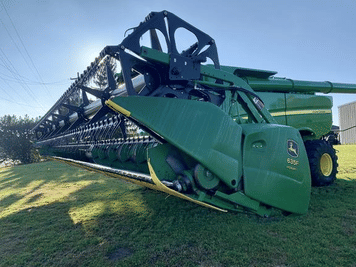 Main image John Deere 635F