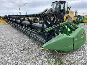 2006 John Deere 635F Image