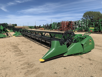Main image John Deere 635F