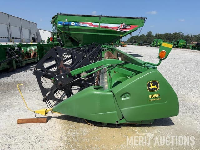 Image of John Deere 635F equipment image 1