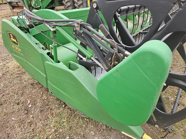 Image of John Deere 635F equipment image 4