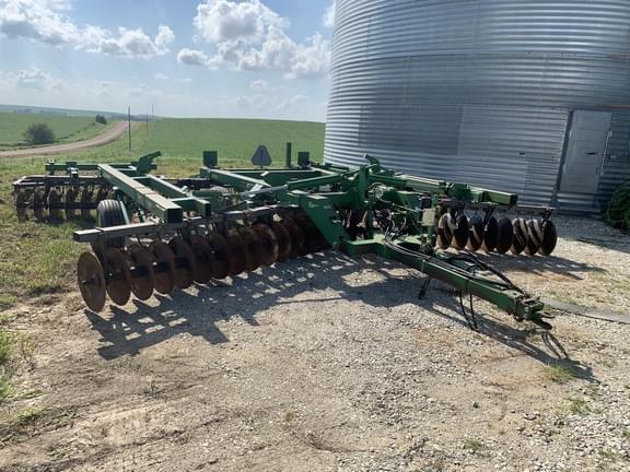 Image of John Deere 637 Primary image