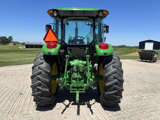 Image of John Deere 6403 equipment image 4