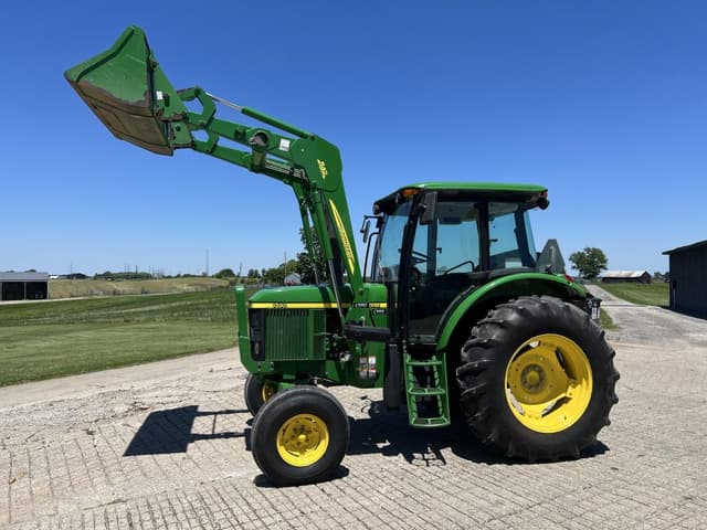 Image of John Deere 6403 equipment image 3