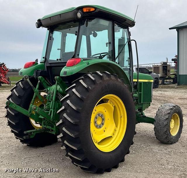 Image of John Deere 6403 equipment image 4