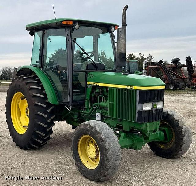 Image of John Deere 6403 equipment image 2