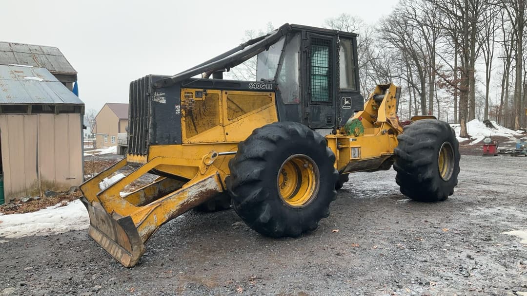 Image of John Deere 640GIII Primary image