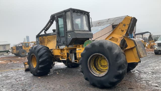 Image of John Deere 640GIII equipment image 2