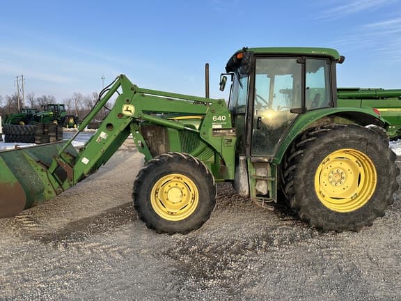 Image of John Deere 6415 Image 1