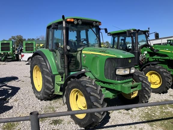 Image of John Deere 6420 equipment image 1