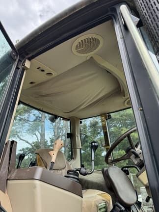 Image of John Deere 6420 equipment image 1