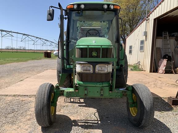 Image of John Deere 6420 equipment image 4