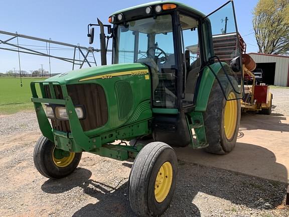 Image of John Deere 6420 equipment image 2