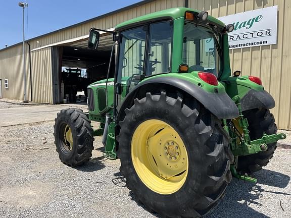 Image of John Deere 6420 equipment image 4