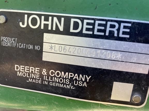 Image of John Deere 6420 equipment image 1