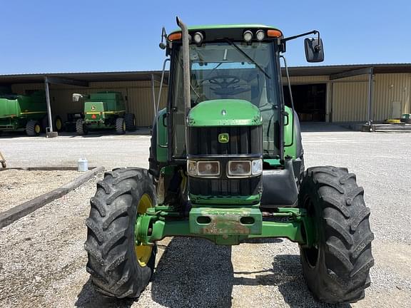 Image of John Deere 6420 equipment image 3