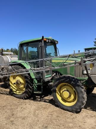Image of John Deere 6420 equipment image 4