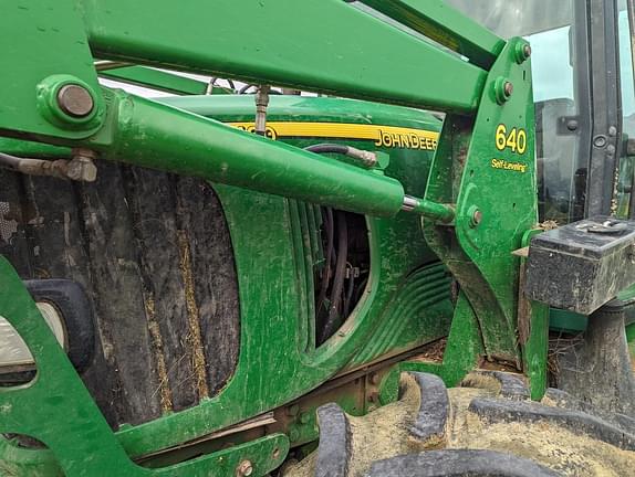 Image of John Deere 6420 equipment image 3