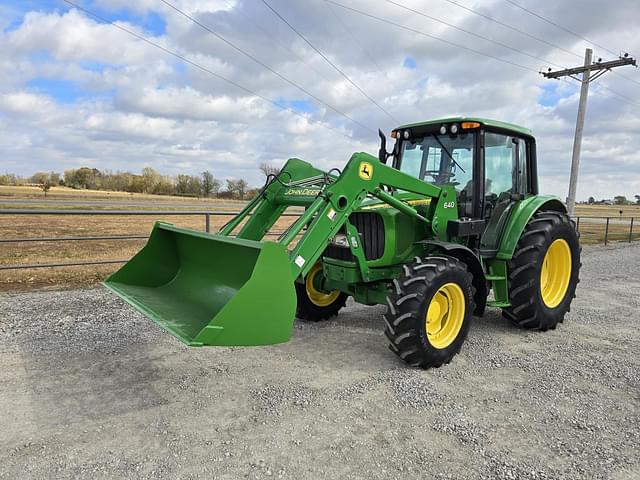 Image of John Deere 6420 equipment image 2