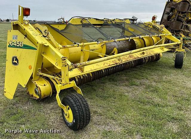 Image of John Deere 645B equipment image 2