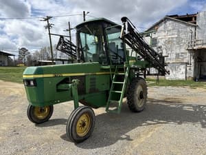 2006 John Deere 6700 Image