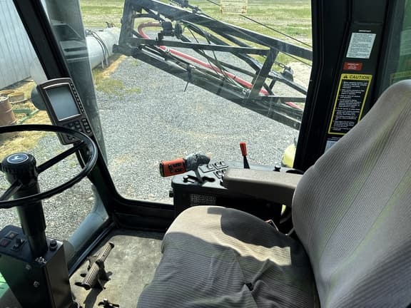 Image of John Deere 6700 equipment image 4