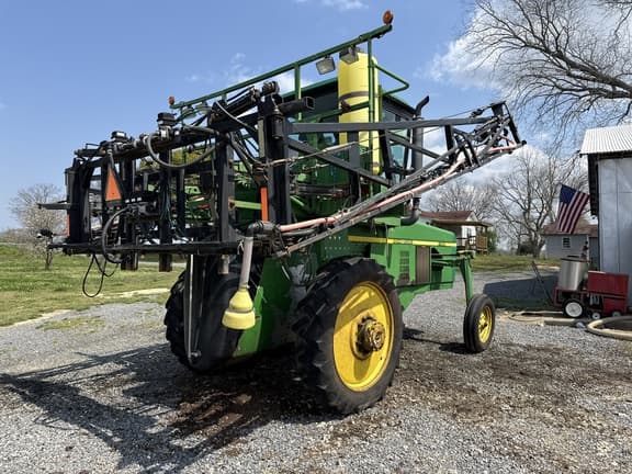 Image of John Deere 6700 equipment image 1