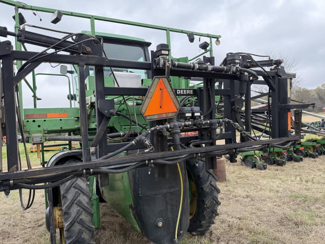 Image of John Deere 6700 equipment image 4