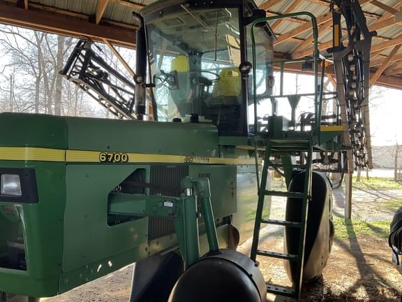 Image of John Deere 6700 equipment image 3
