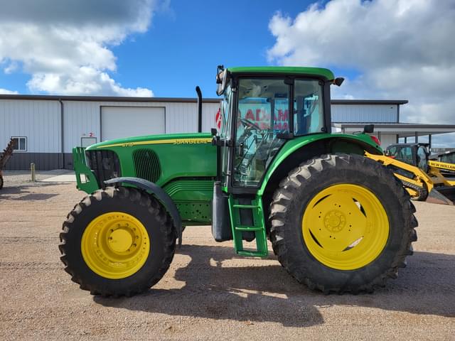 Image of John Deere 6715 equipment image 4