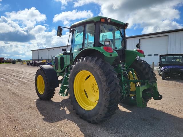 Image of John Deere 6715 equipment image 3